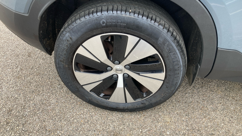 Volvo Xc40 1.5 T4 Recharge PHEV Plus Dark 5dr Auto Estate